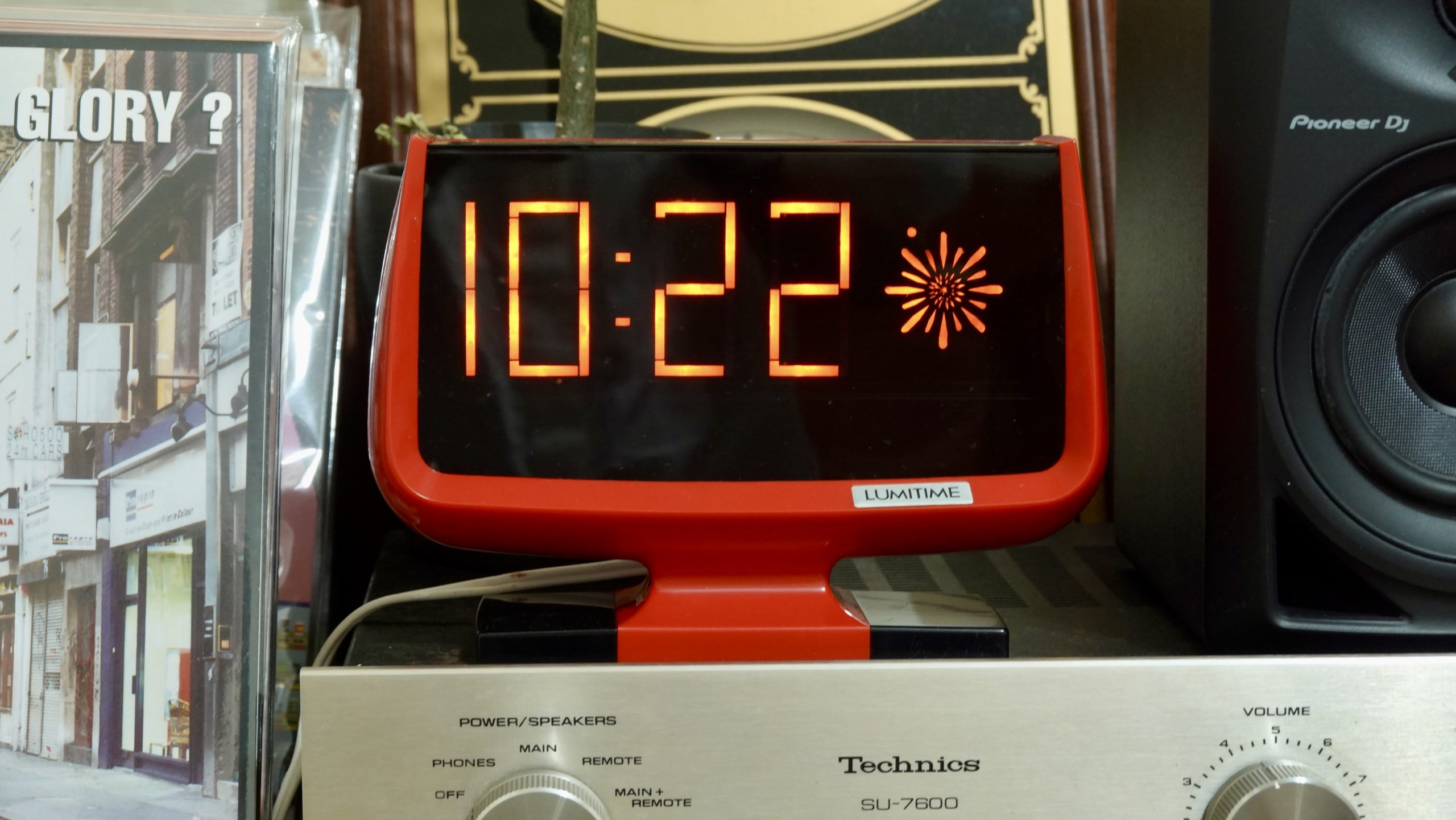 開箱評測｜田村電機LUMITIME 時鐘：昭和浪漫，會發光的時間！ - iGood
